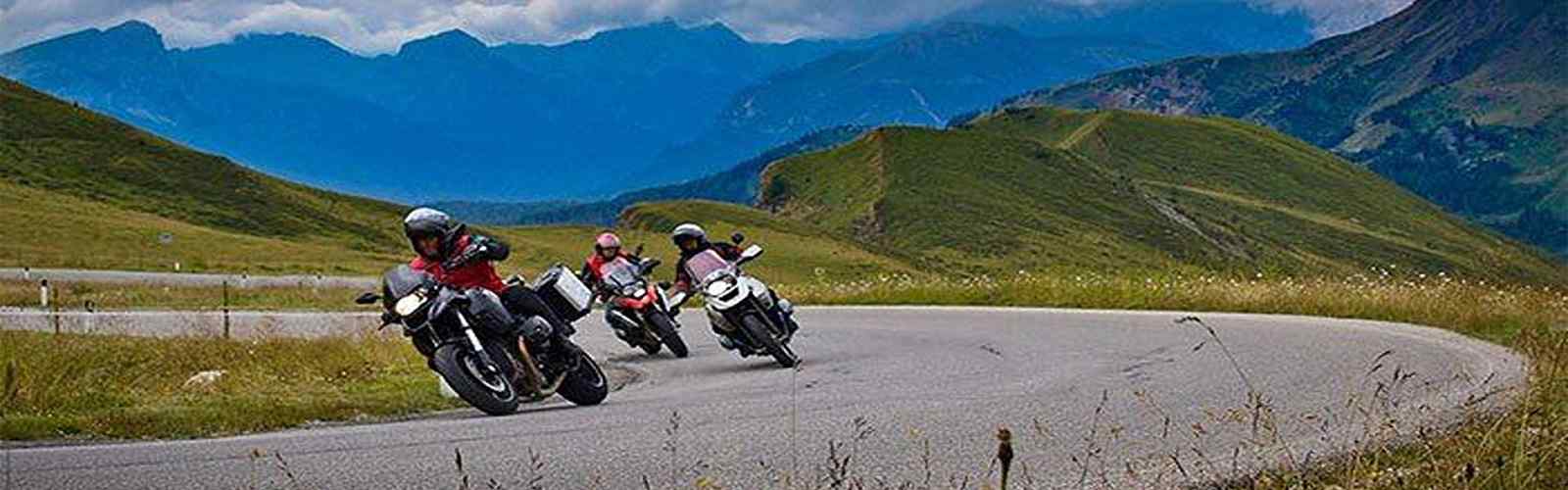 Panoramica delle Vette roads through Carnic Alps in Italy