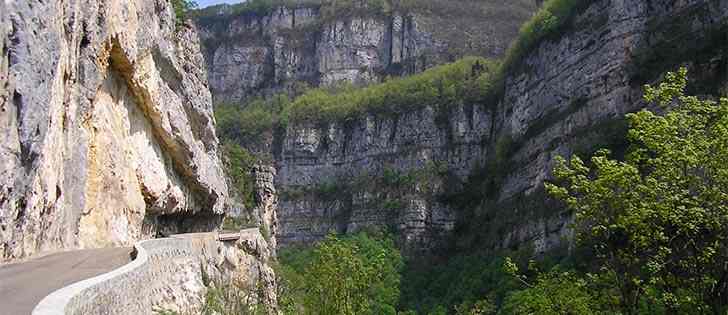 Motorcycle adventures: Motorcycling the breathtaking Cirque de Combe Laval 2